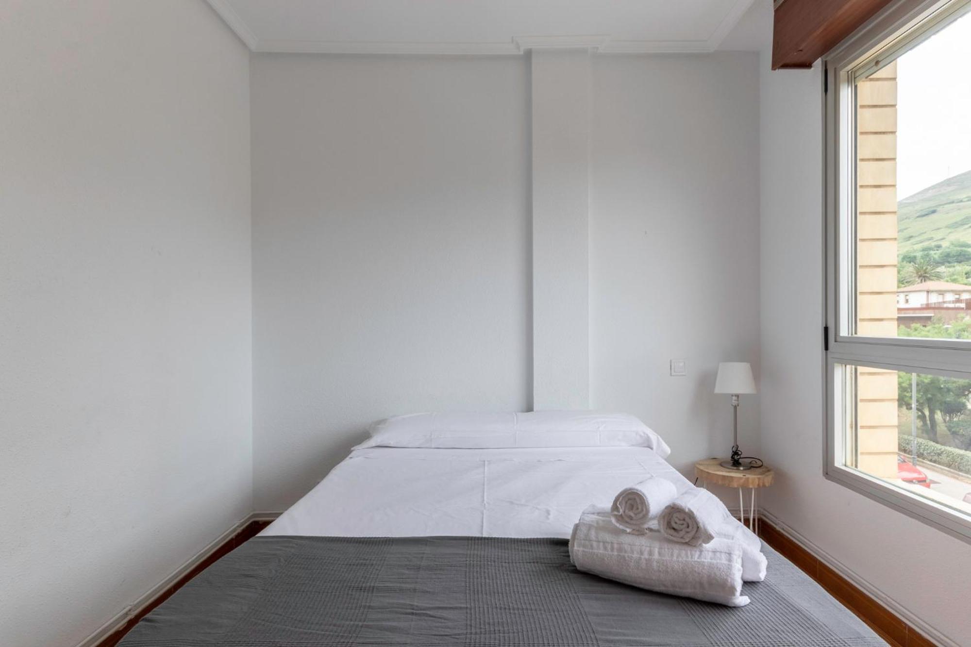La Arena Apartamentos Zierbena Екстериор снимка