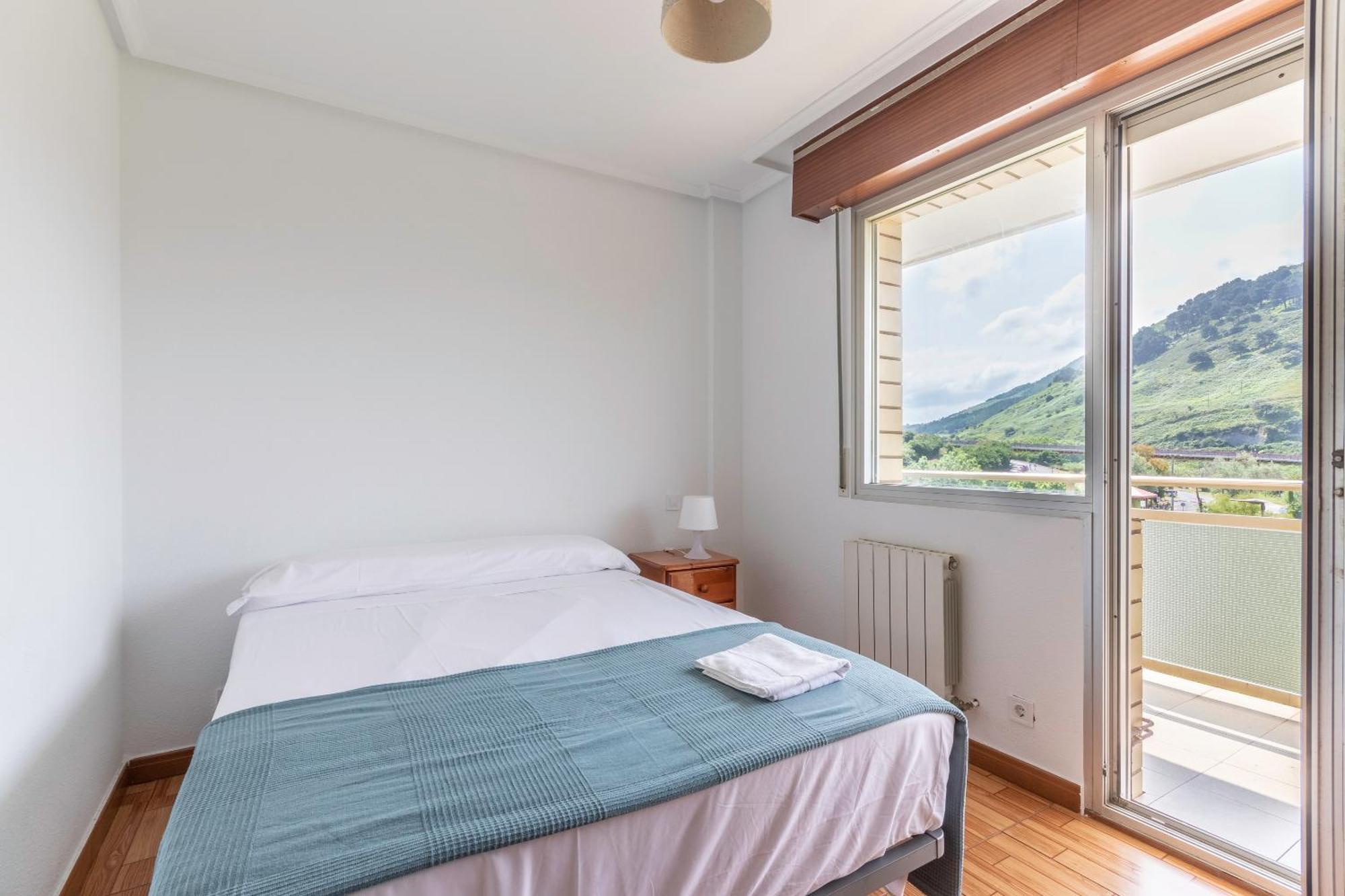 La Arena Apartamentos Zierbena Екстериор снимка